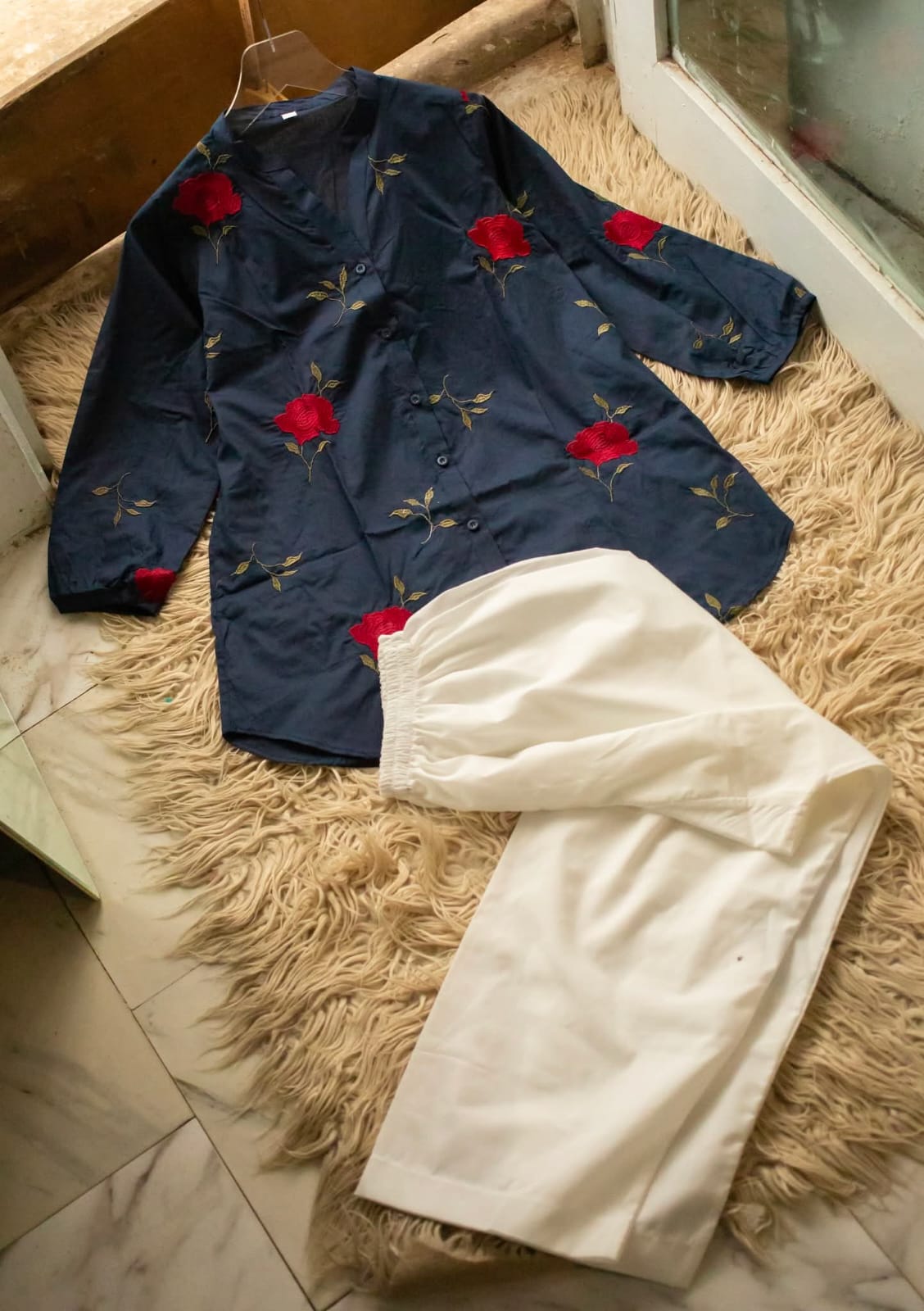 A code 128 navy tops