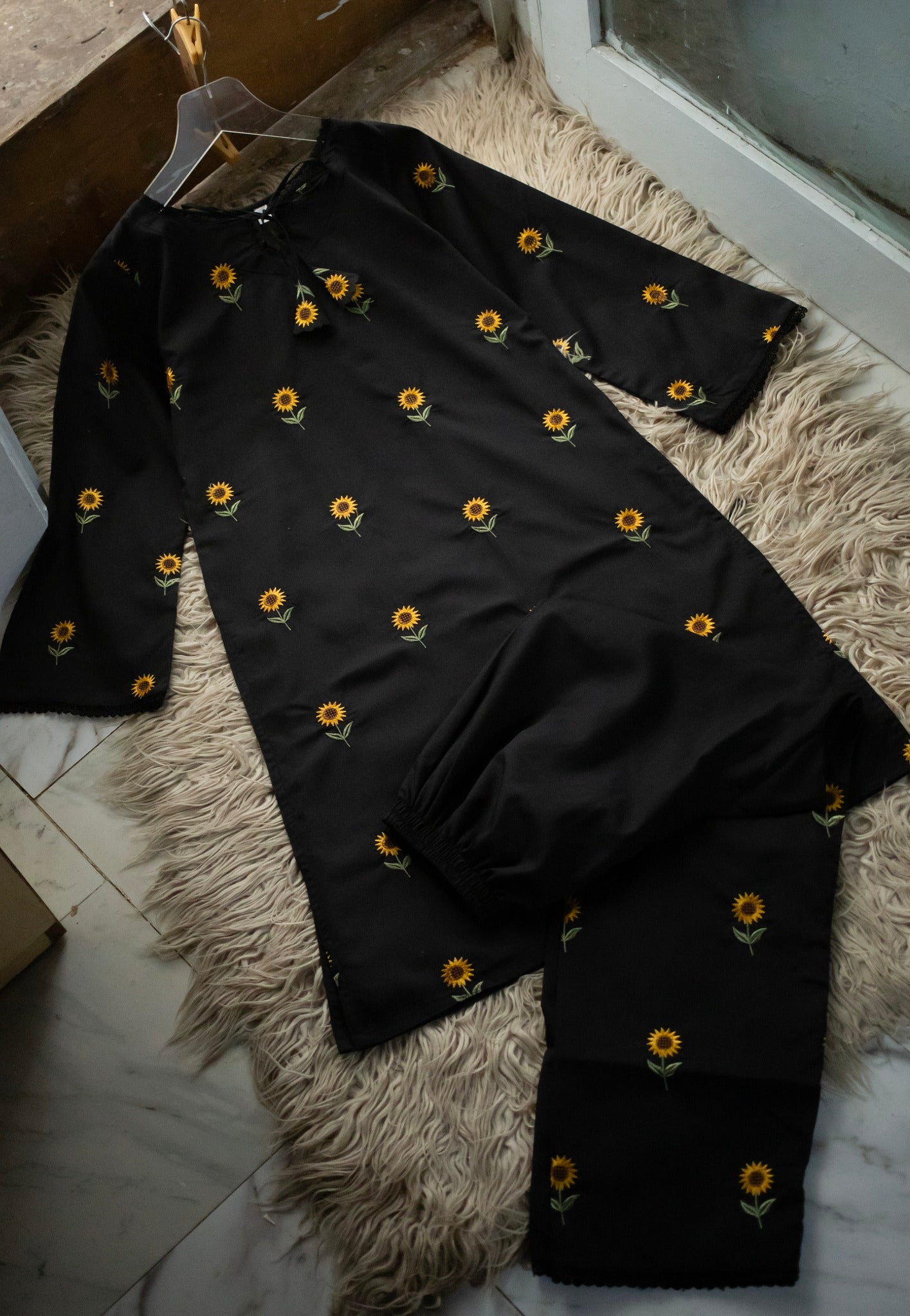 B Black Printed Code-334