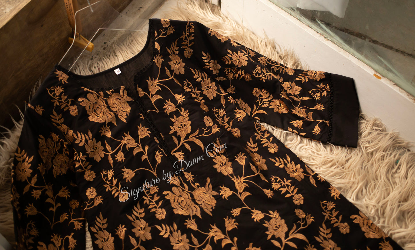 Trendy Black